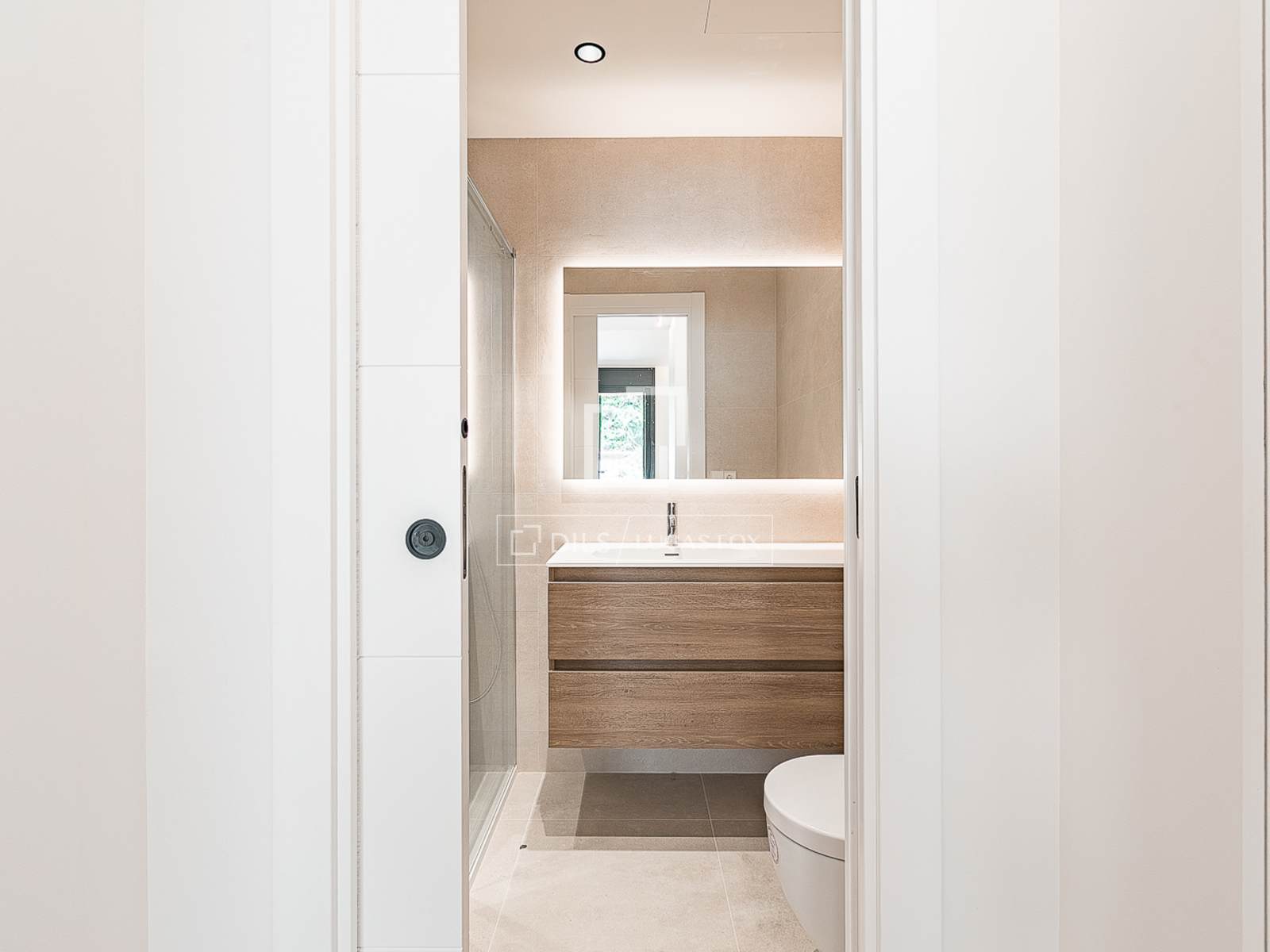 Wohnung in Barcelona, Spanien 2 Schlafzimmer, 69 m2 Nr. 192808