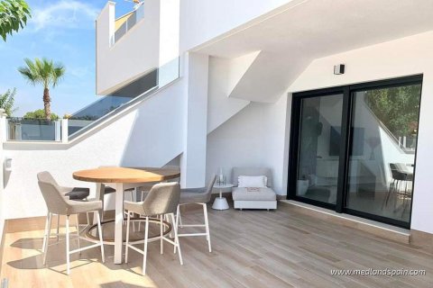 Wohnung in Pilar de la Horadada, Alicante, Spanien 3 Schlafzimmer, 74.91 m2 Nr. 105175