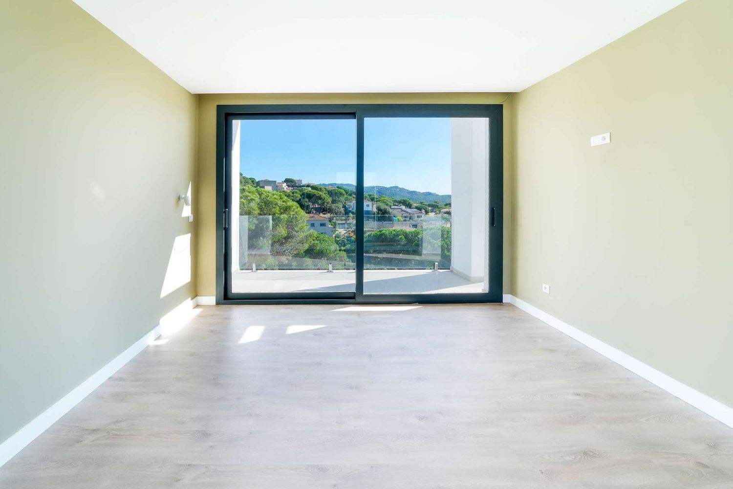House in Lloret de Mar, Girona, Spanien 3 Schlafzimmer, 330 m2 Nr. 168472