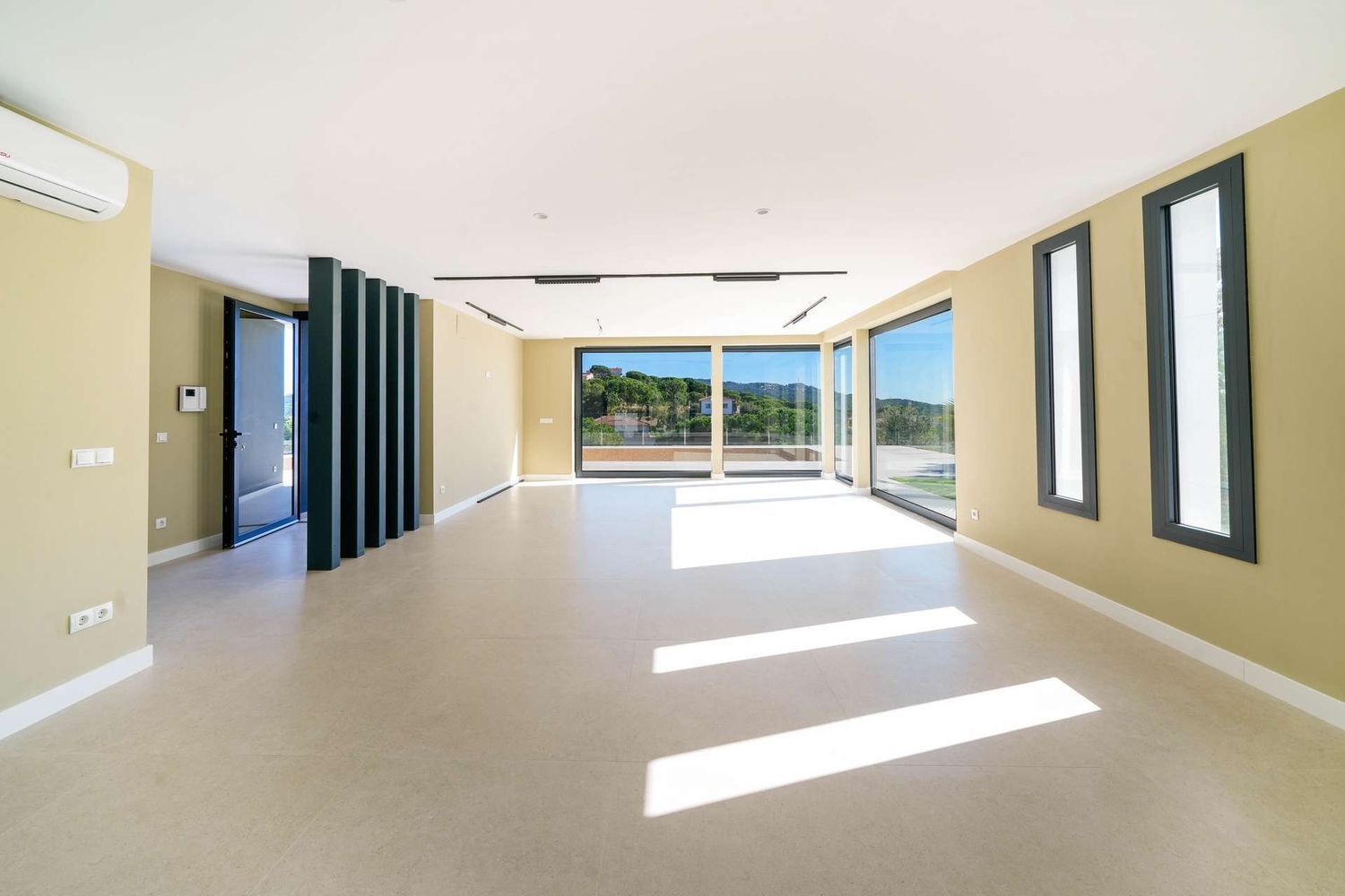 House in Lloret de Mar, Girona, Spanien 3 Schlafzimmer, 330 m2 Nr. 168472