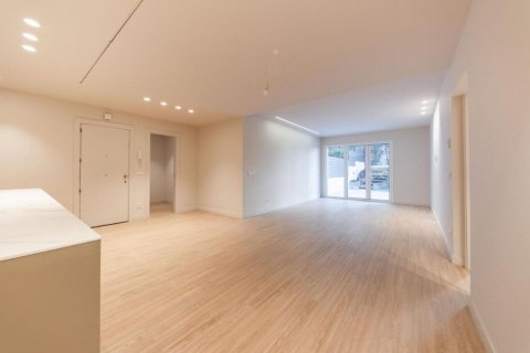 Apartment à Barcelona, Espagne 4 chambres, 270 m2 No. 168473