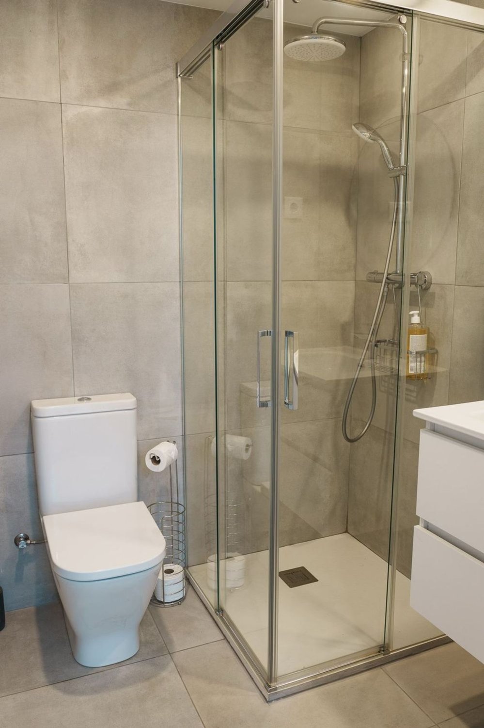 Huoneisto Barcelona, Espanja 3 makuuhuonetta, 134 m2 No. 166752