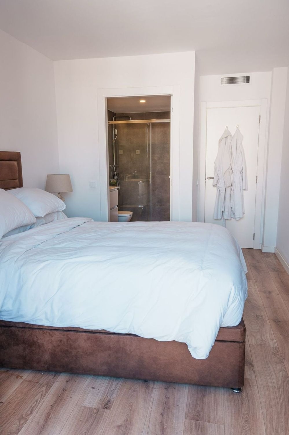 Huoneisto Barcelona, Espanja 3 makuuhuonetta, 134 m2 No. 166752