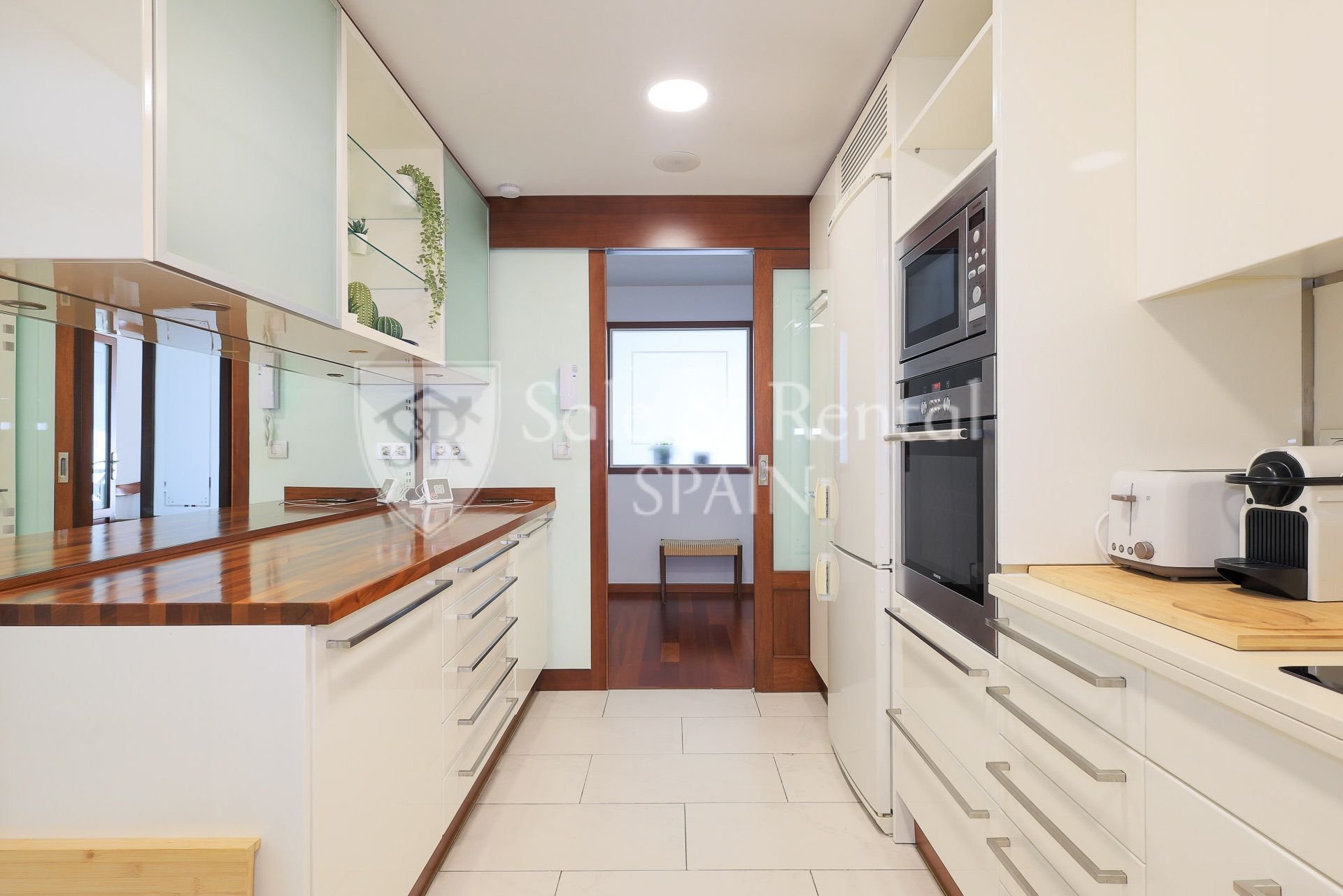 House in Barcelona, Spain 3 bedrooms, 111 sq.m. No. 166755