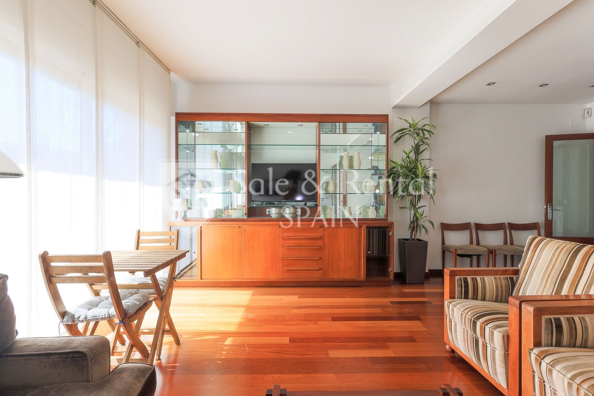 House in Barcelona, Spain 3 bedrooms, 111 sq.m. No. 166755
