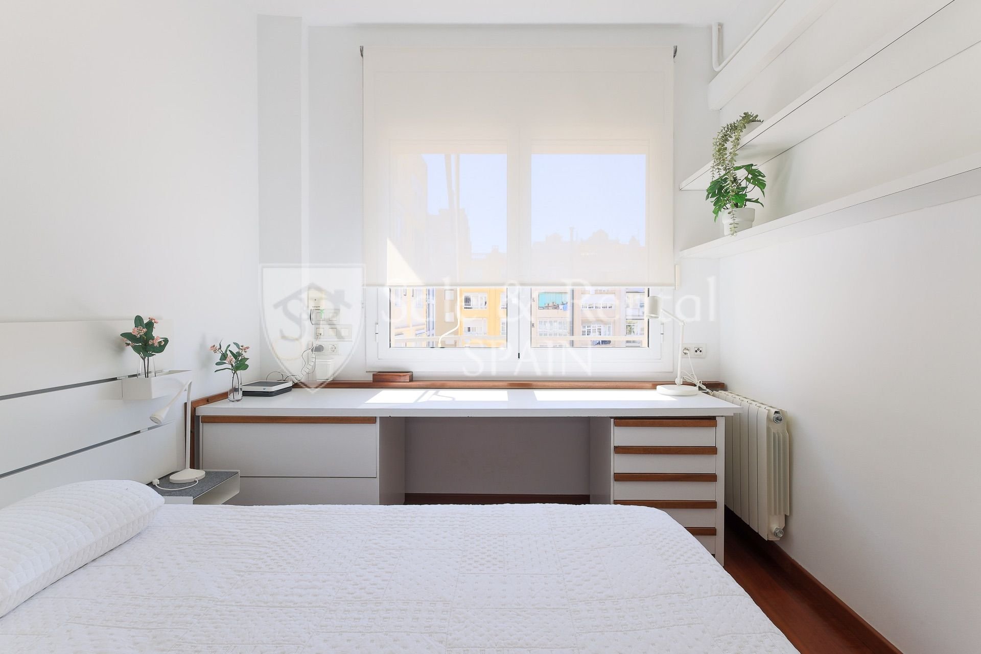 House in Barcelona, Spain 3 bedrooms, 111 sq.m. No. 166755