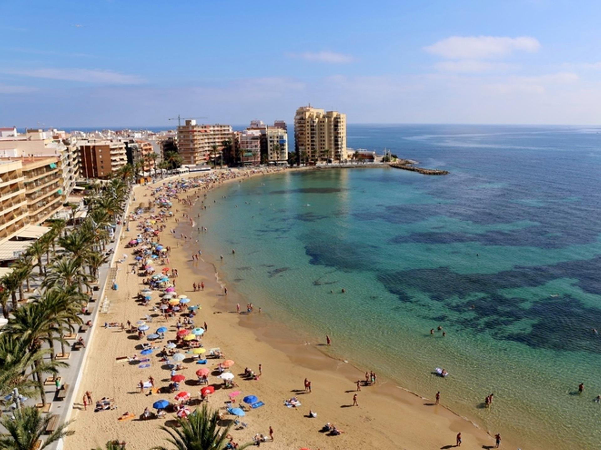 Huoneisto Torrevieja, Alicante, Espanja 3 makuuhuonetta, 74 m2 No. 111256