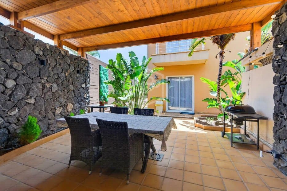 Villa à Santiago del Teide, Tenerife, Espagne 4 chambres, 233 m2 No. 168642