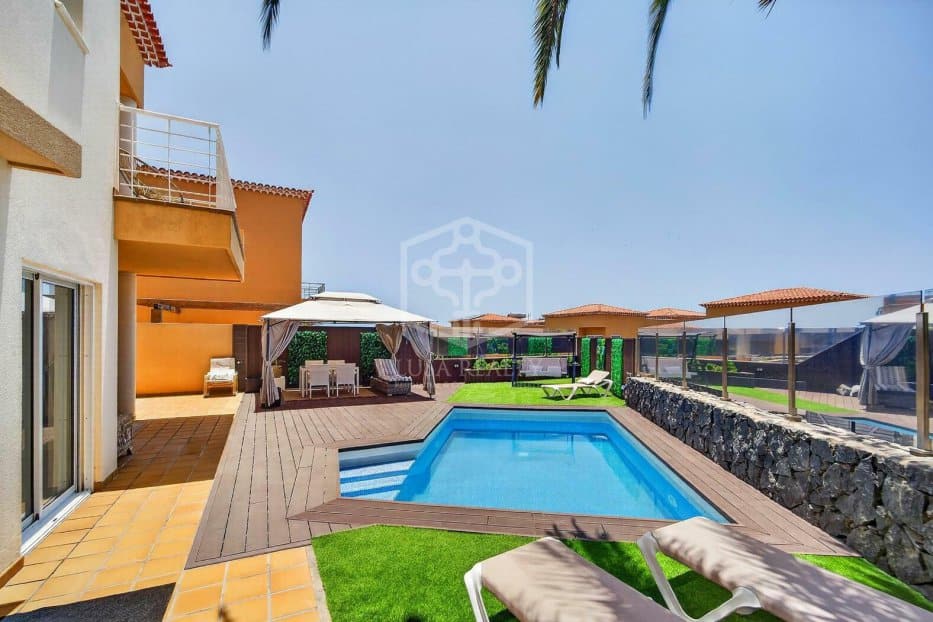 Villa à Santiago del Teide, Tenerife, Espagne 4 chambres, 233 m2 No. 168642