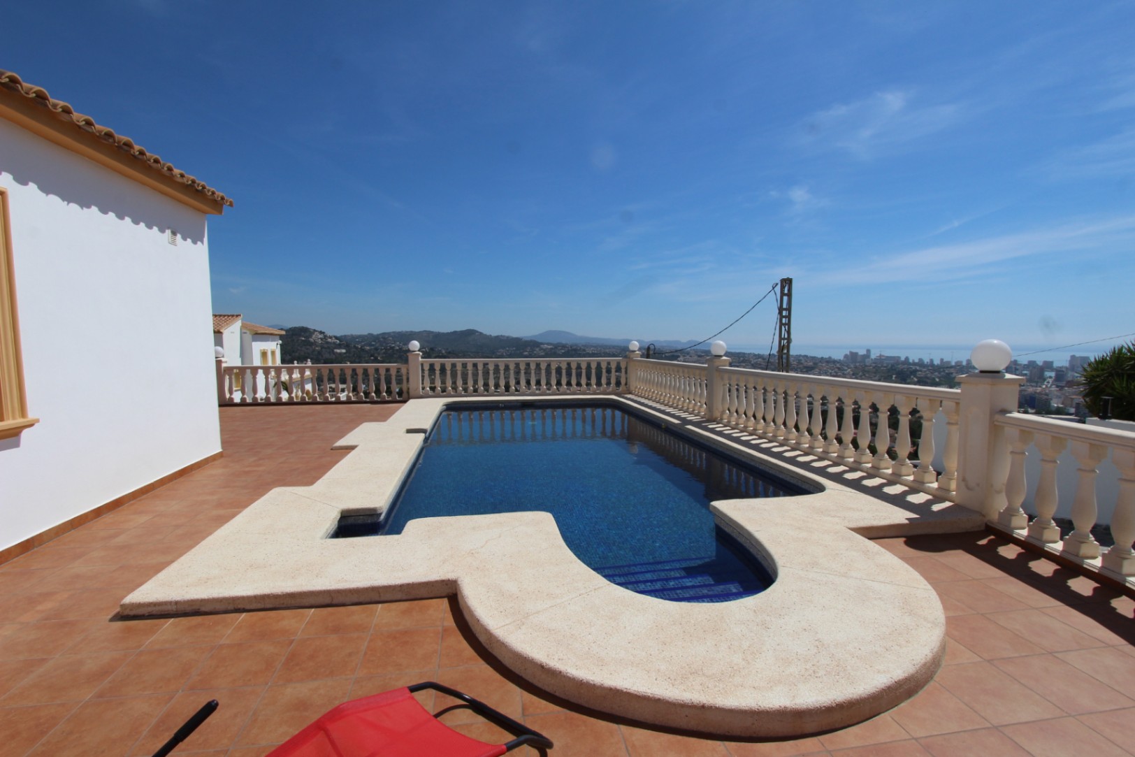 Villa i Calpe, Alicante, Spanien 4 sovrum, 238 kvm. Nr. 168645