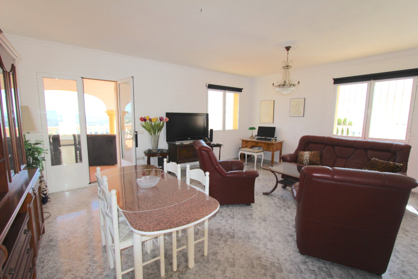 Villa i Calpe, Alicante, Spanien 4 sovrum, 238 kvm. Nr. 168645