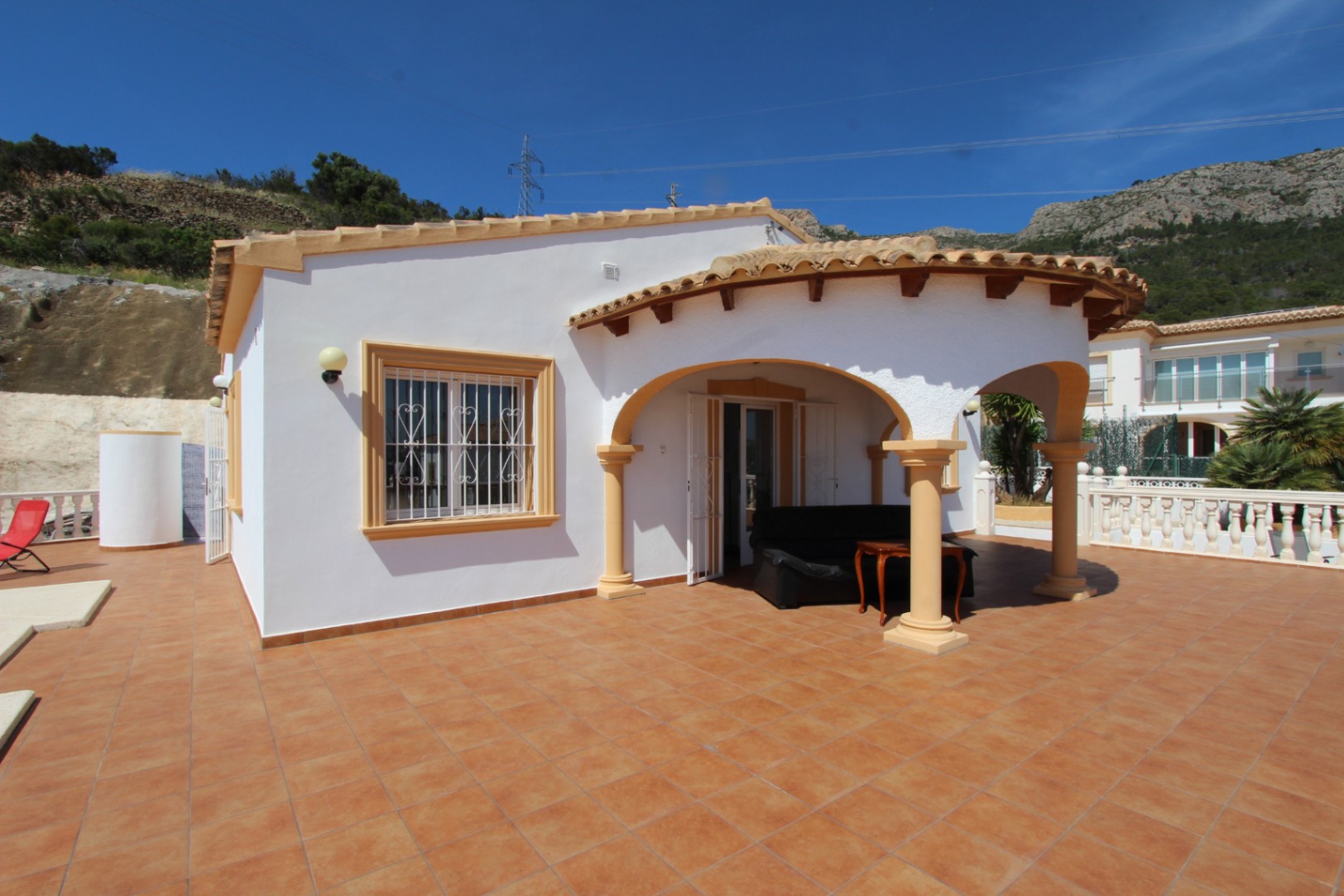 Villa i Calpe, Alicante, Spanien 4 sovrum, 238 kvm. Nr. 168645