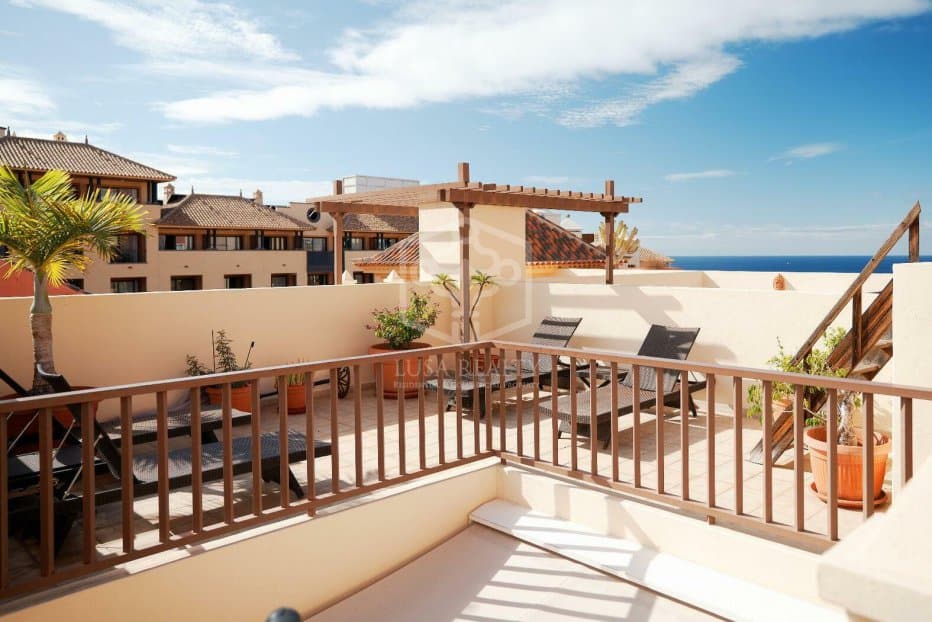 Apartamento en Adeje, Tenerife, España 2 dormitorios, 193 m2 No. 168643