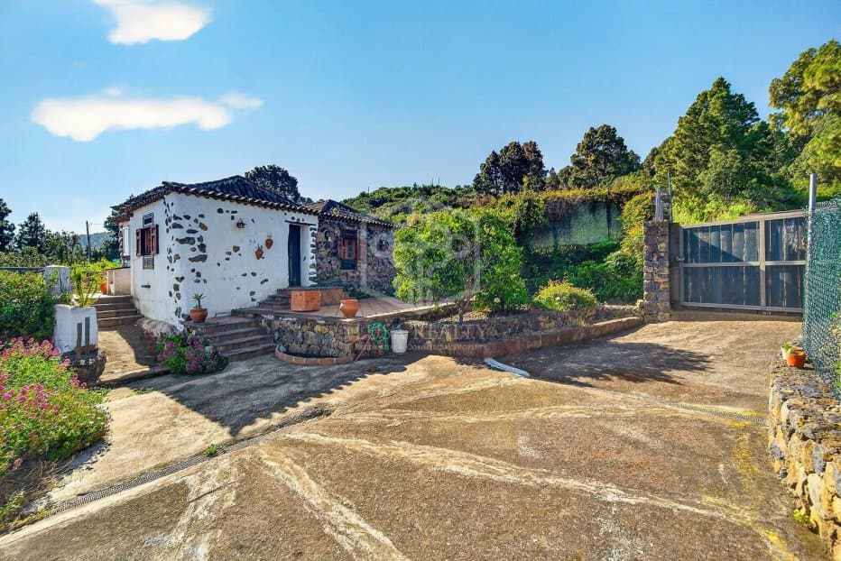 Villa in Icod de los Vinos, Tenerife, Spain No. 168644