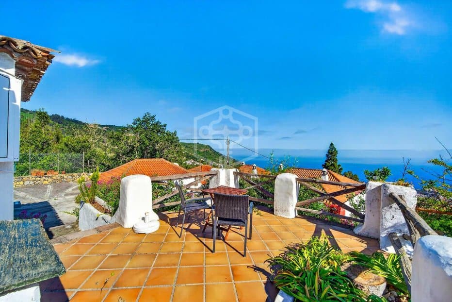 Villa in Icod de los Vinos, Tenerife, Spain No. 168644