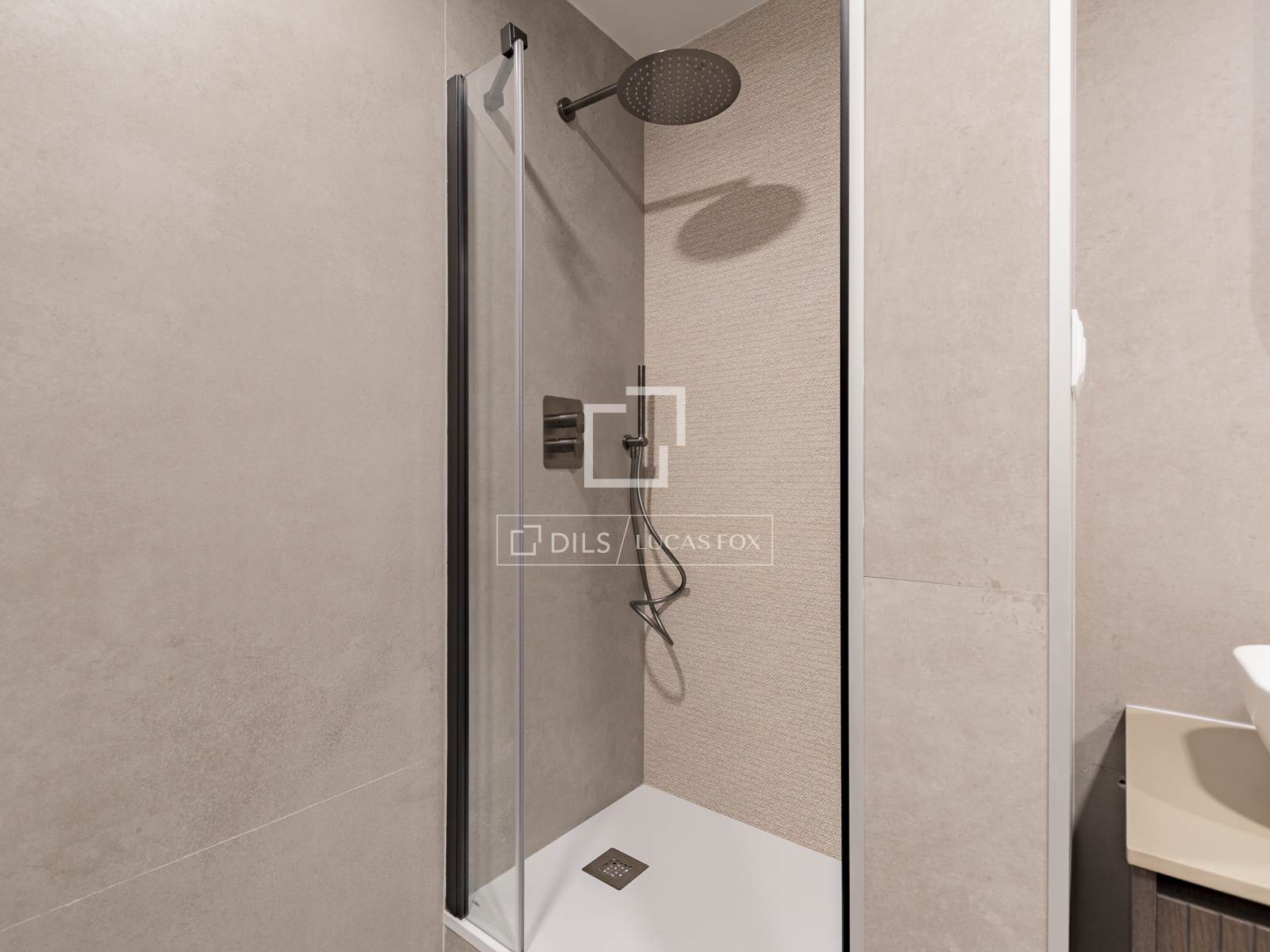 Квартира в Барселона, Испания 3 спальни, 150м2 №150534