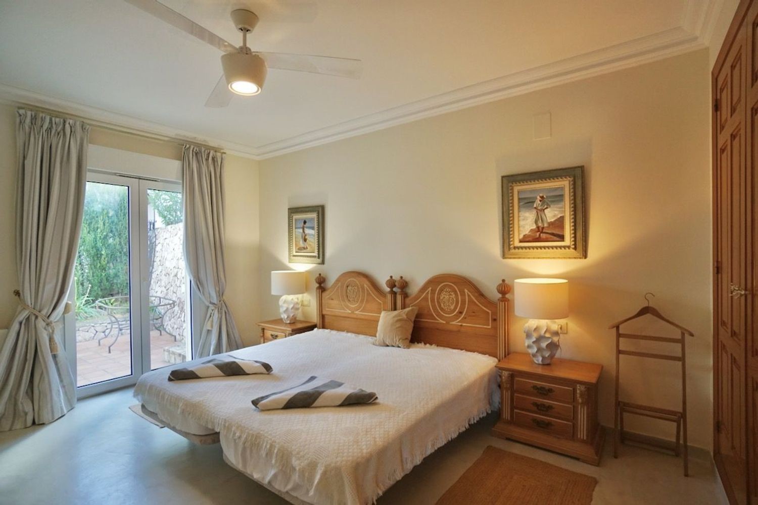 Villa in Moraira, Alicante, Spain 4 bedrooms, 265 sq.m. No. 180784