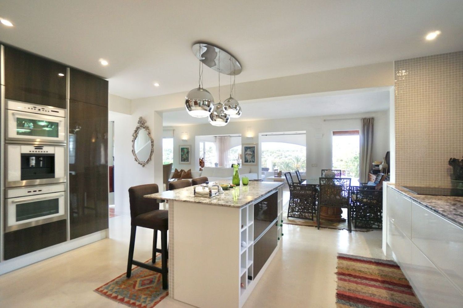 Villa in Moraira, Alicante, Spain 4 bedrooms, 265 sq.m. No. 180784
