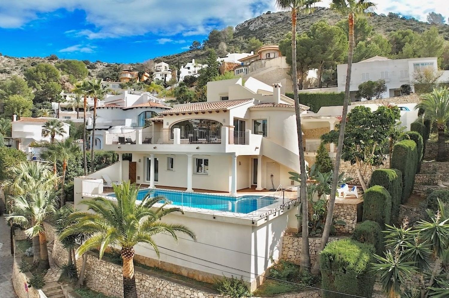 Villa in Moraira, Alicante, Spain 4 bedrooms, 265 sq.m. No. 180784