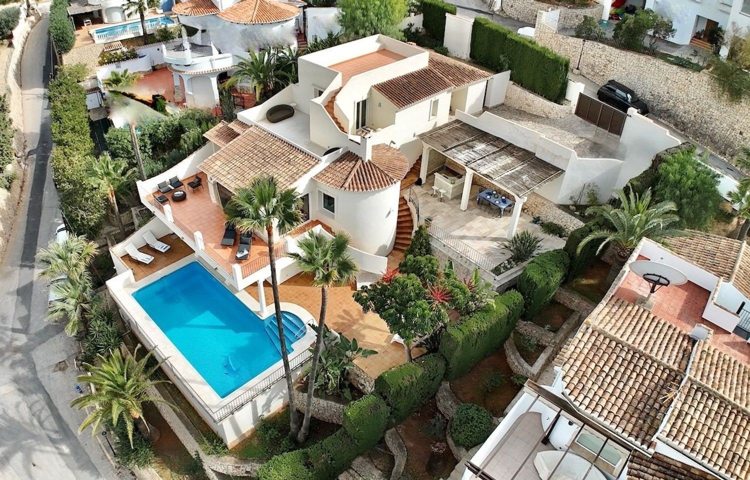 Villa in Moraira, Alicante, Spain 4 bedrooms, 265 sq.m. No. 180784