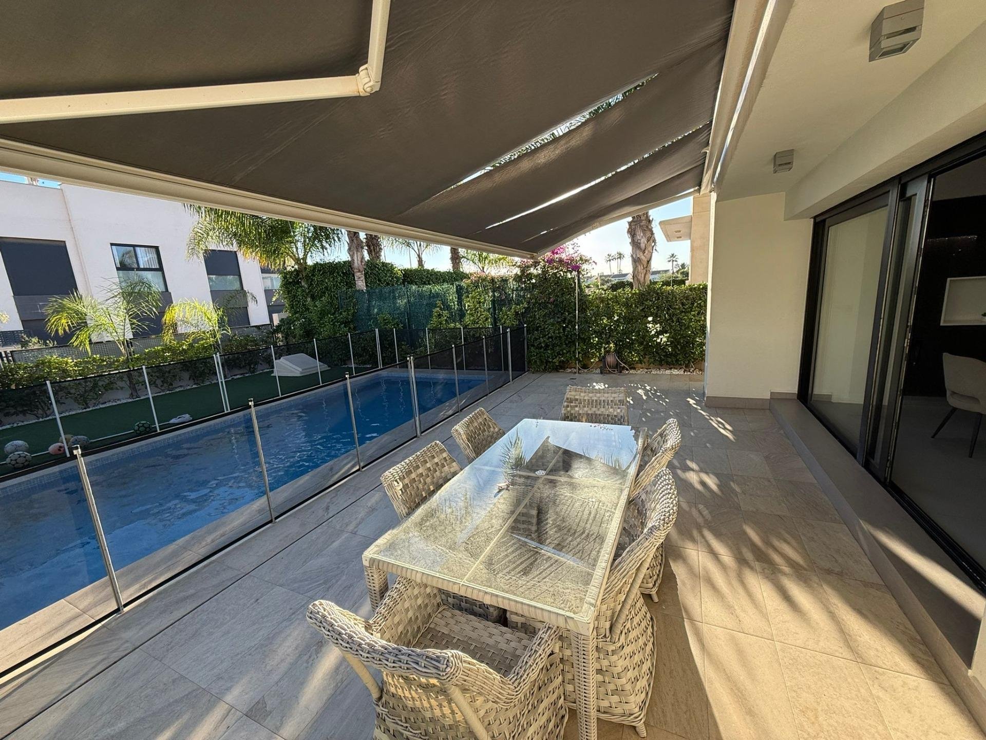 Villa en Ciudad Quesada, Alicante, España 3 dormitorios, 125 m2 No. 165753