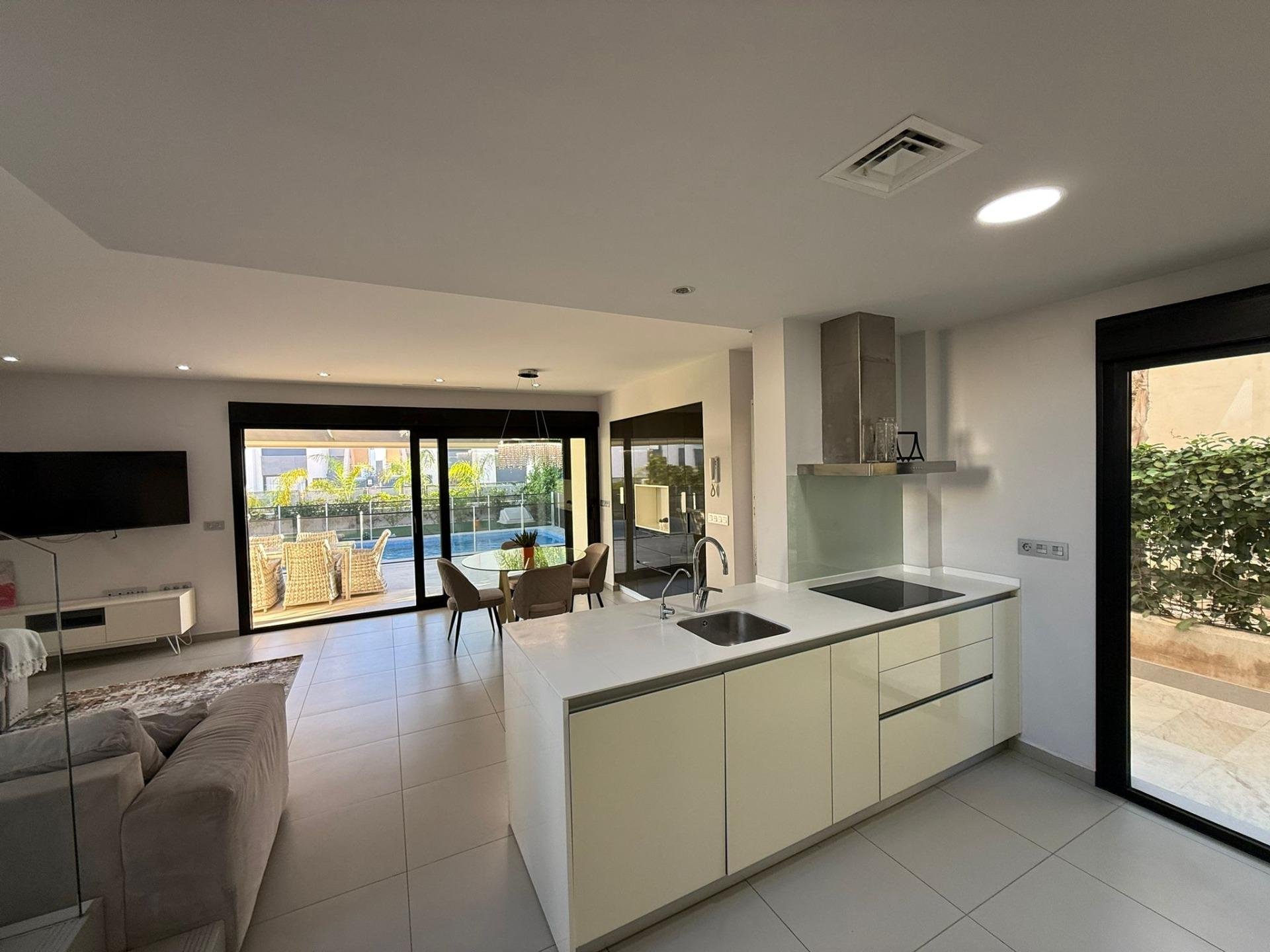 Villa en Ciudad Quesada, Alicante, España 3 dormitorios, 125 m2 No. 165753