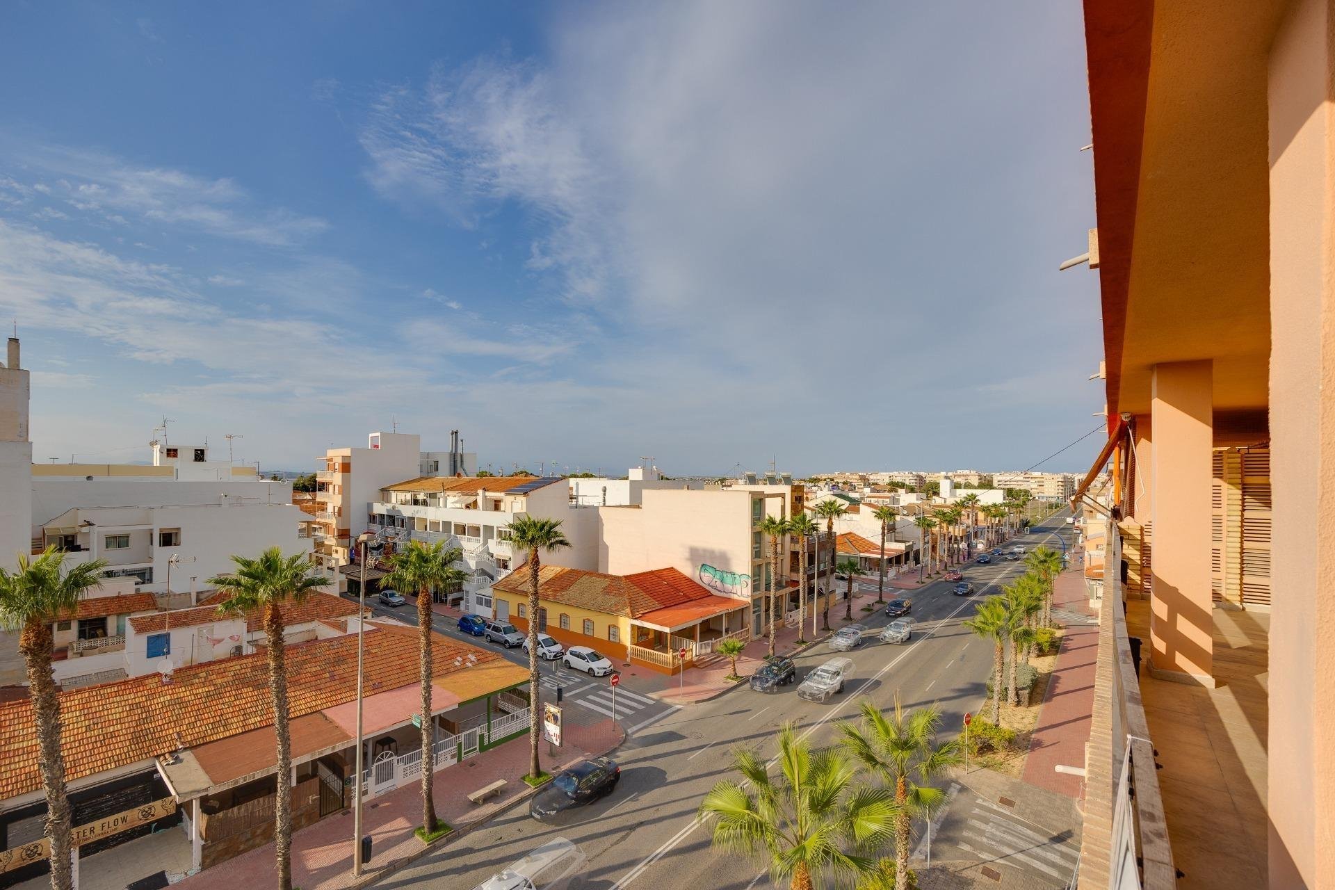 Dzīvoklis Torrevieja, Alicante, Spānijā 3 istabas, 102 m2 Nr. 165755