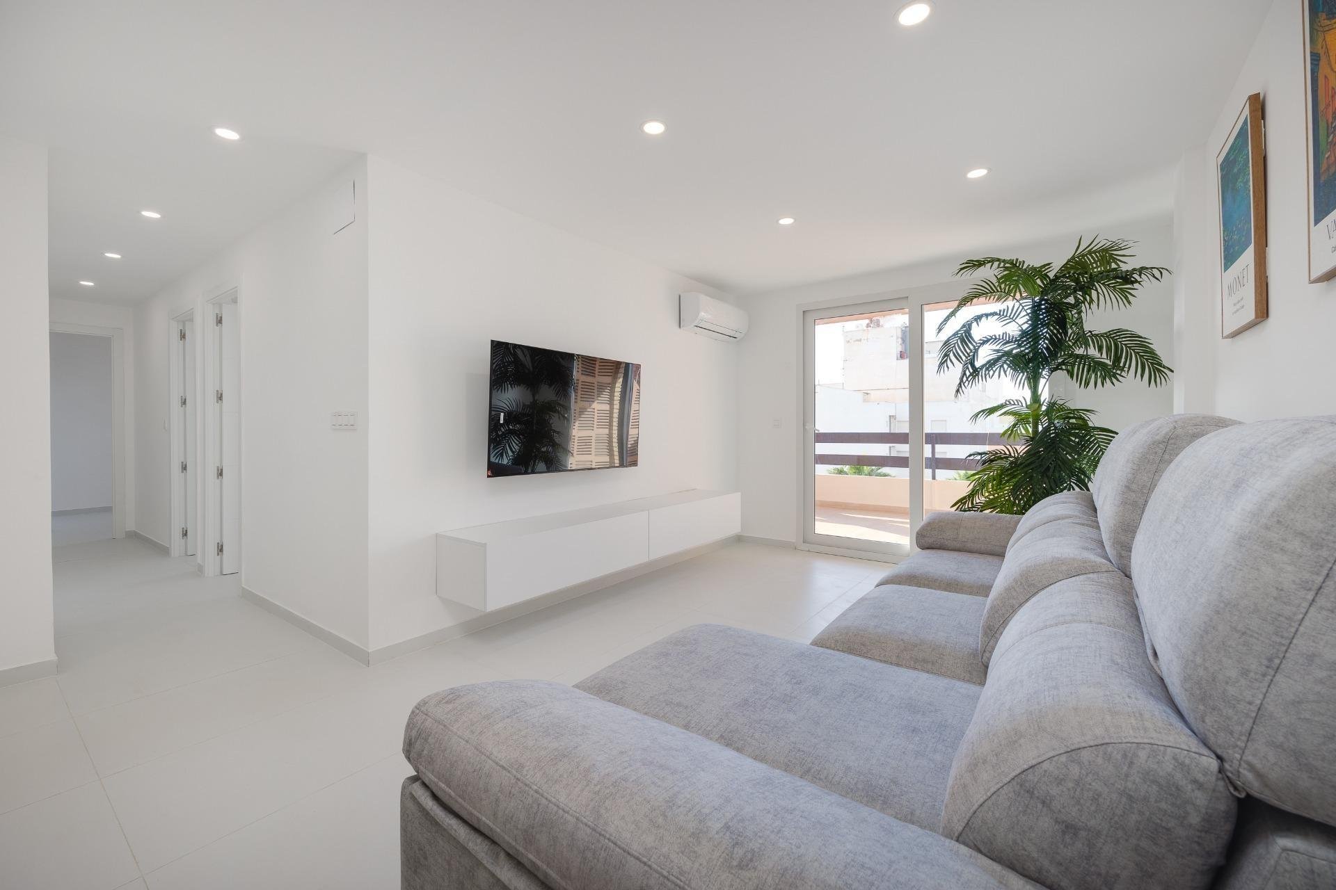Dzīvoklis Torrevieja, Alicante, Spānijā 3 istabas, 102 m2 Nr. 165755