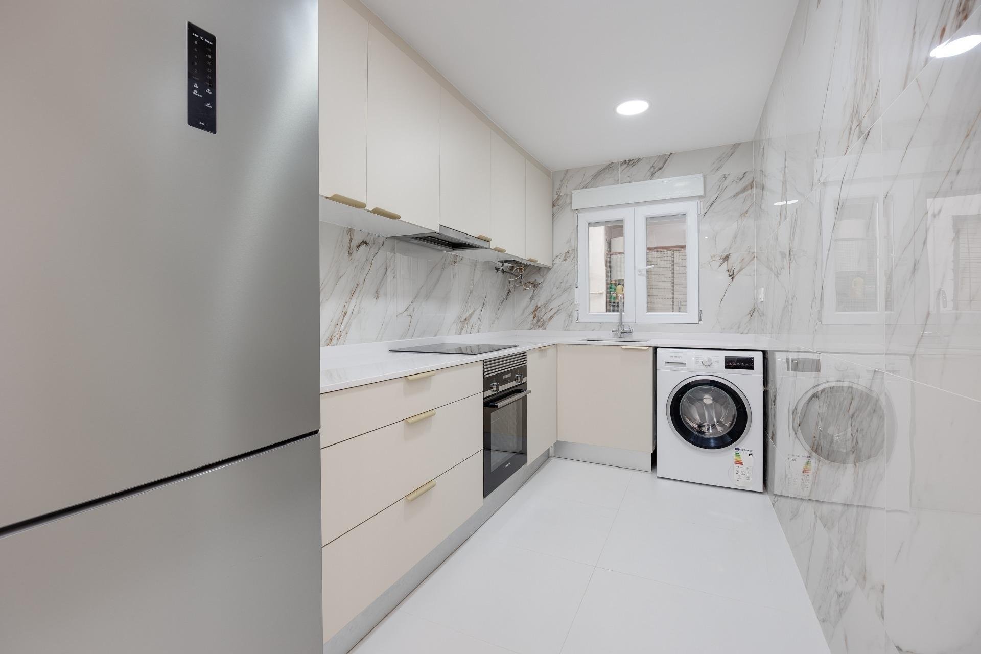 Dzīvoklis Torrevieja, Alicante, Spānijā 3 istabas, 102 m2 Nr. 165755