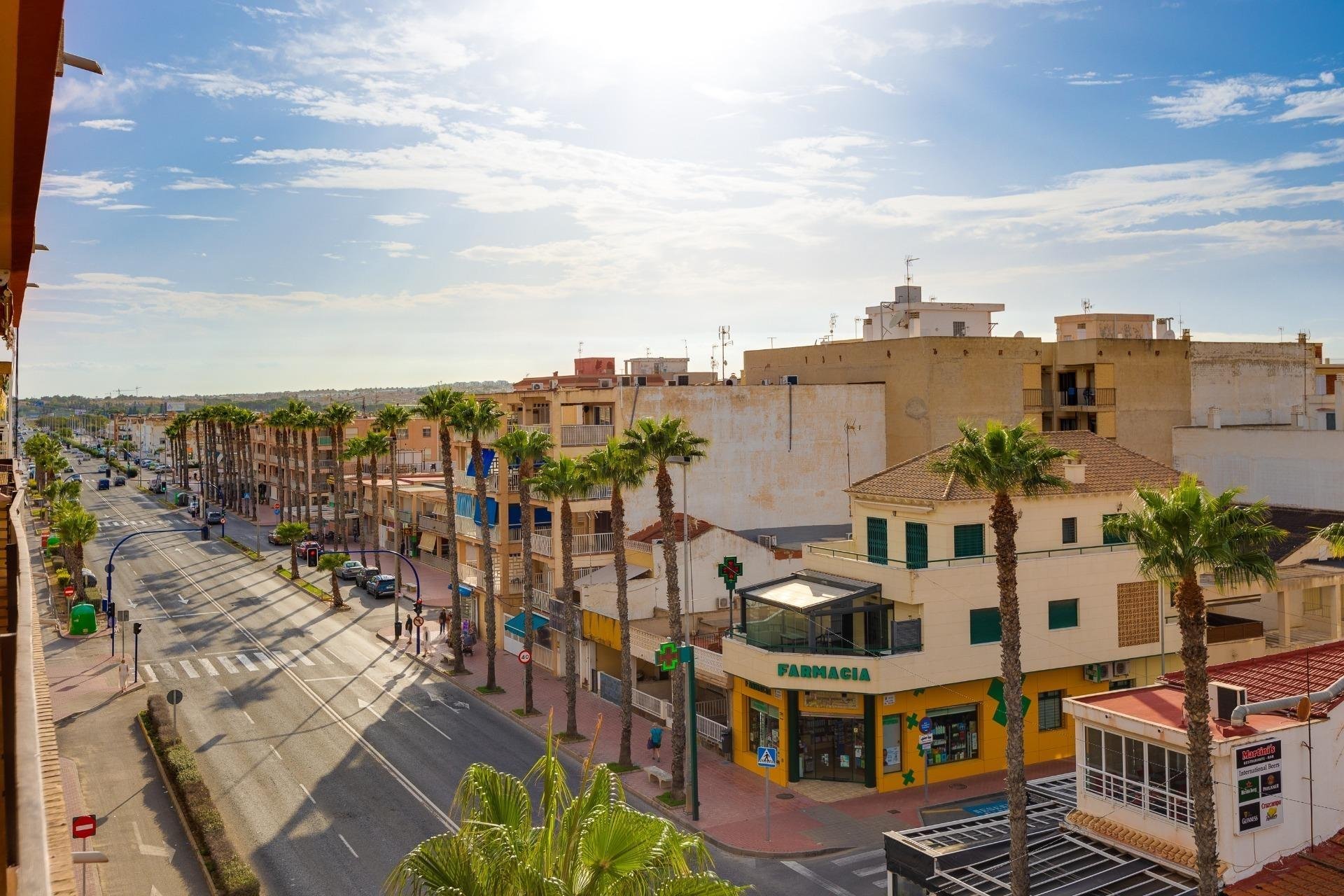 Dzīvoklis Torrevieja, Alicante, Spānijā 3 istabas, 102 m2 Nr. 165755