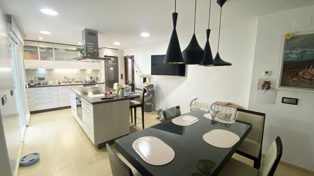 Вилла в Дехеса де Кампоамор, Аликанте, Испания 5 спален, 247м2 №144969