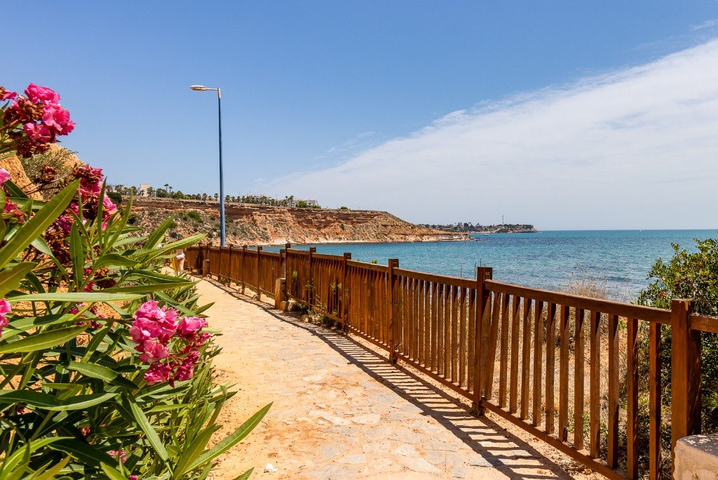 Apartamento en Dehesa De Campoamor, Alicante, España 3 dormitorios, 85 m2 No. 144966