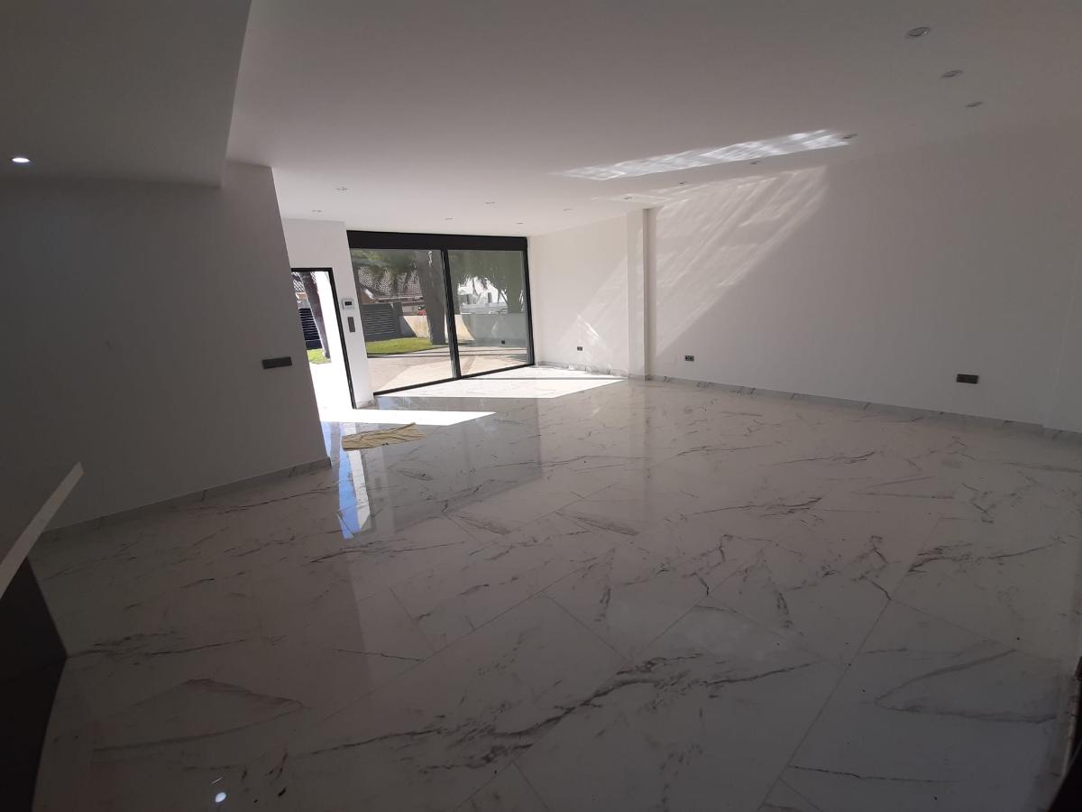 Villa à Alicante, Espagne 4 chambres, 235 m2 No. 112941
