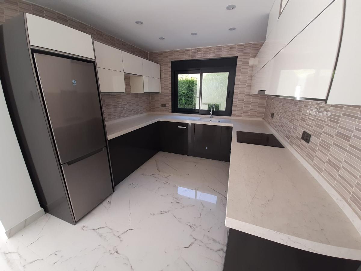 Villa à Alicante, Espagne 4 chambres, 235 m2 No. 112941