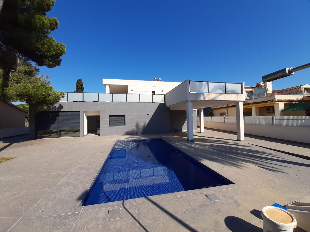 Villa à Alicante, Espagne 4 chambres, 235 m2 No. 112941