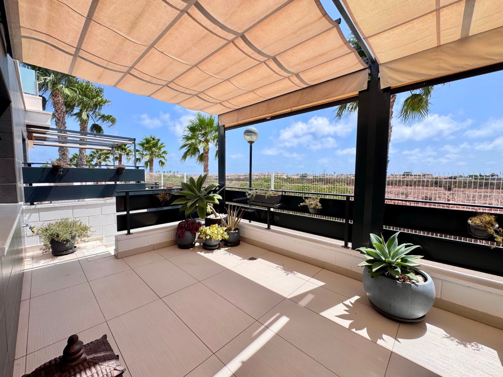 Duplex à Cabo Roig, Alicante, Espagne 3 chambres, 123 m2 No. 196336