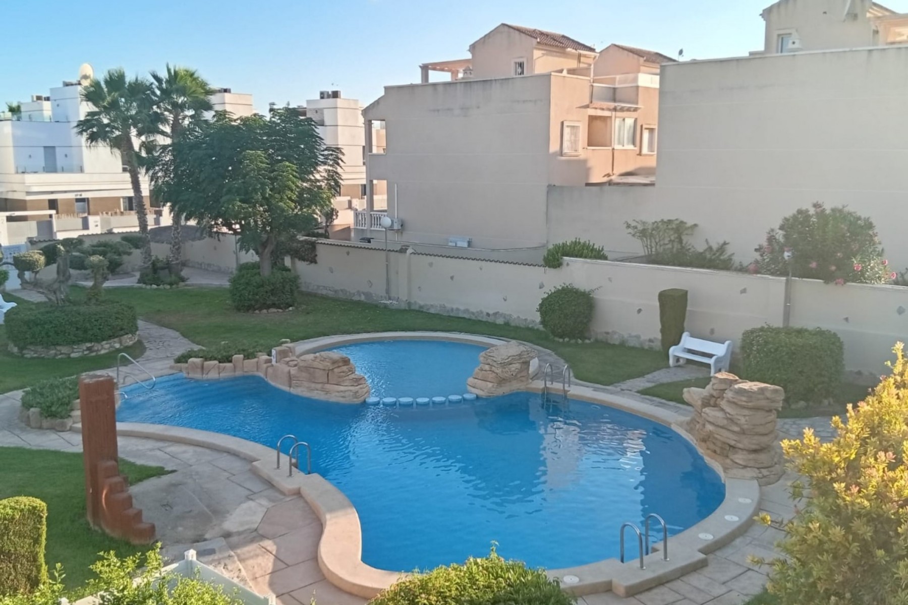 Villa à Ciudad Quesada, Alicante, Espagne 4 chambres, 164 m2 No. 196335