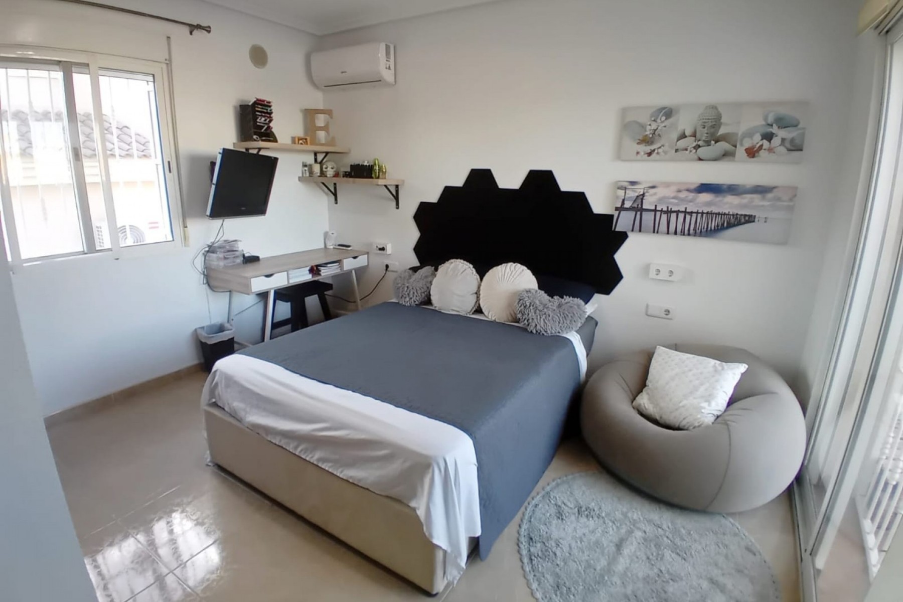 Villa à Ciudad Quesada, Alicante, Espagne 4 chambres, 164 m2 No. 196335