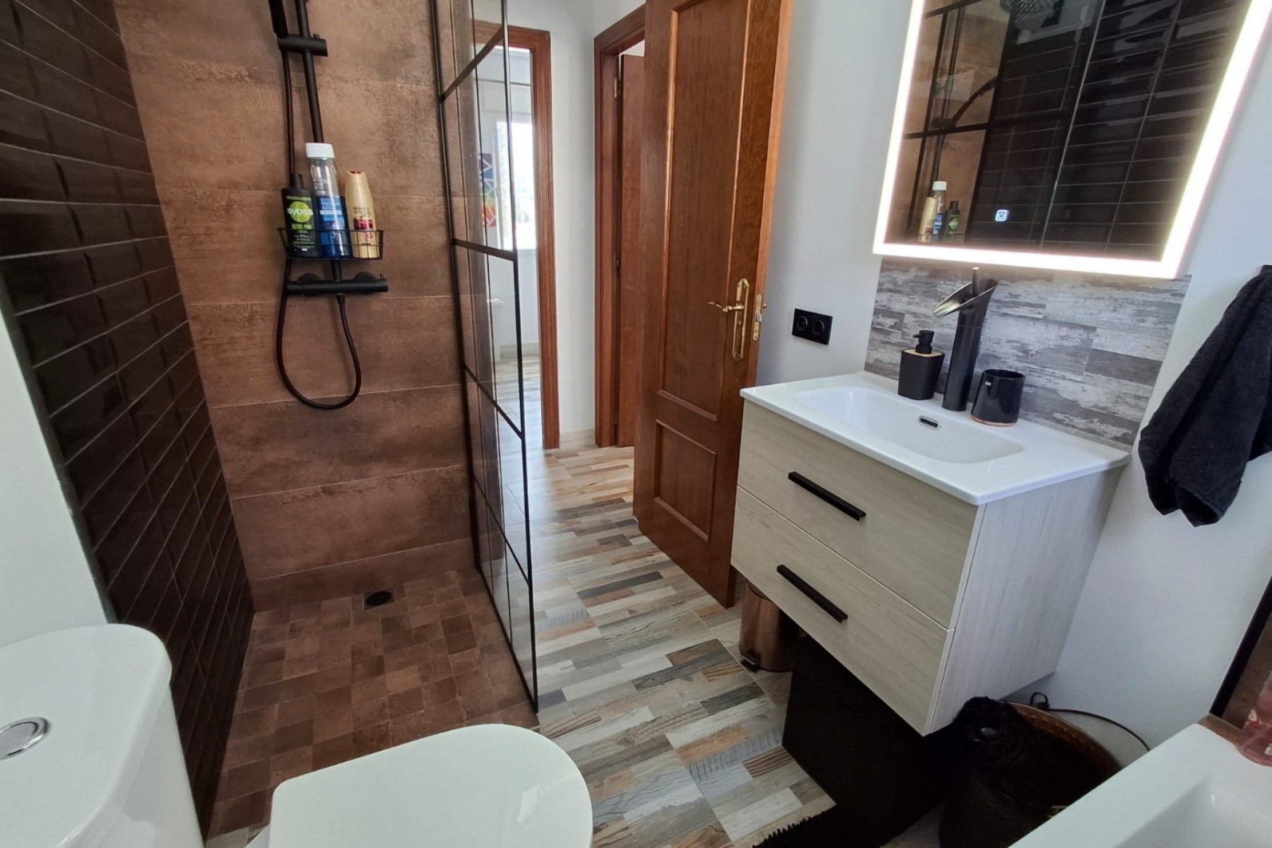 Villa à Ciudad Quesada, Alicante, Espagne 4 chambres, 164 m2 No. 196335