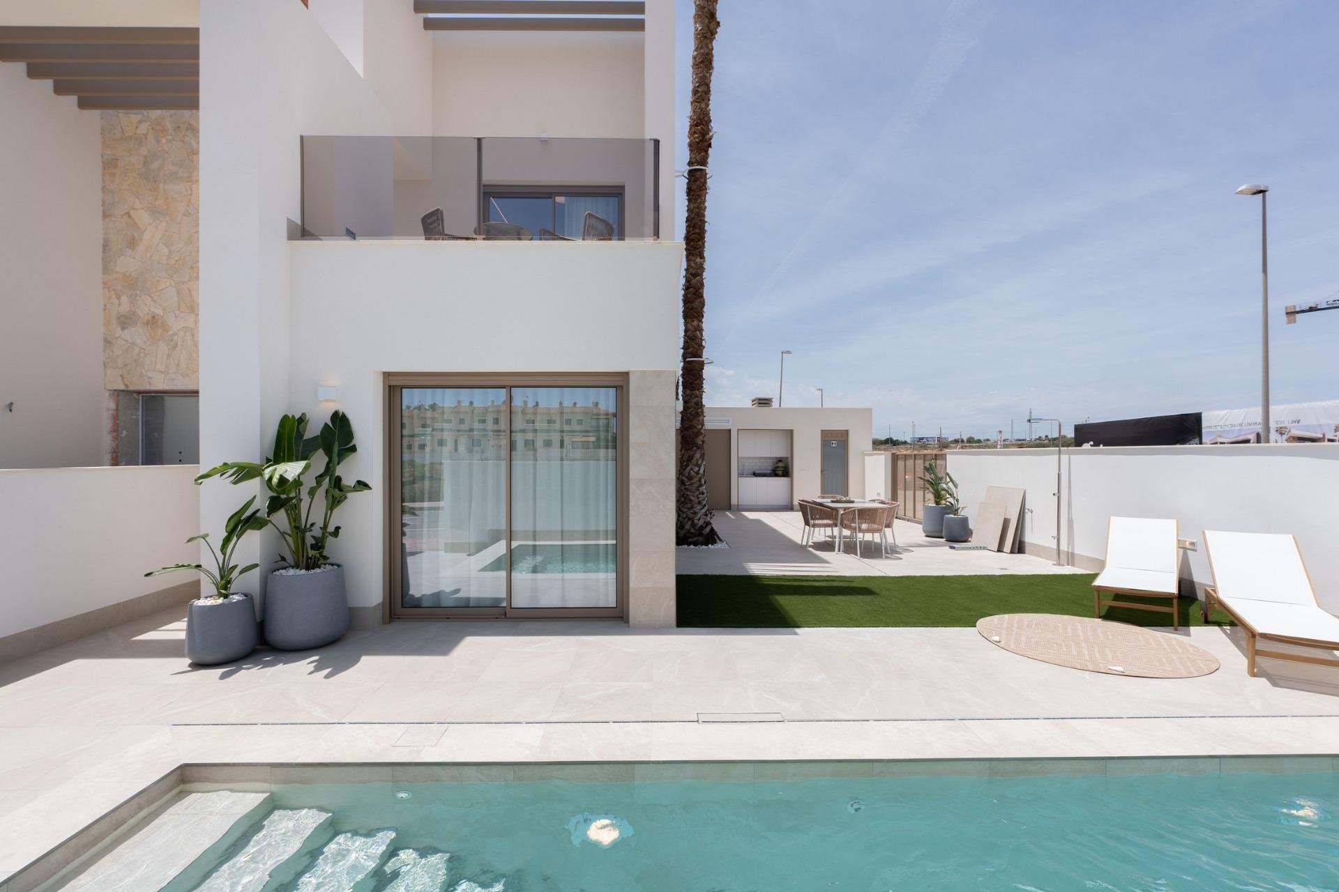 Villa in Los Alcazares, Murcia, Spain 3 bedrooms, 110 sq.m. No. 196330