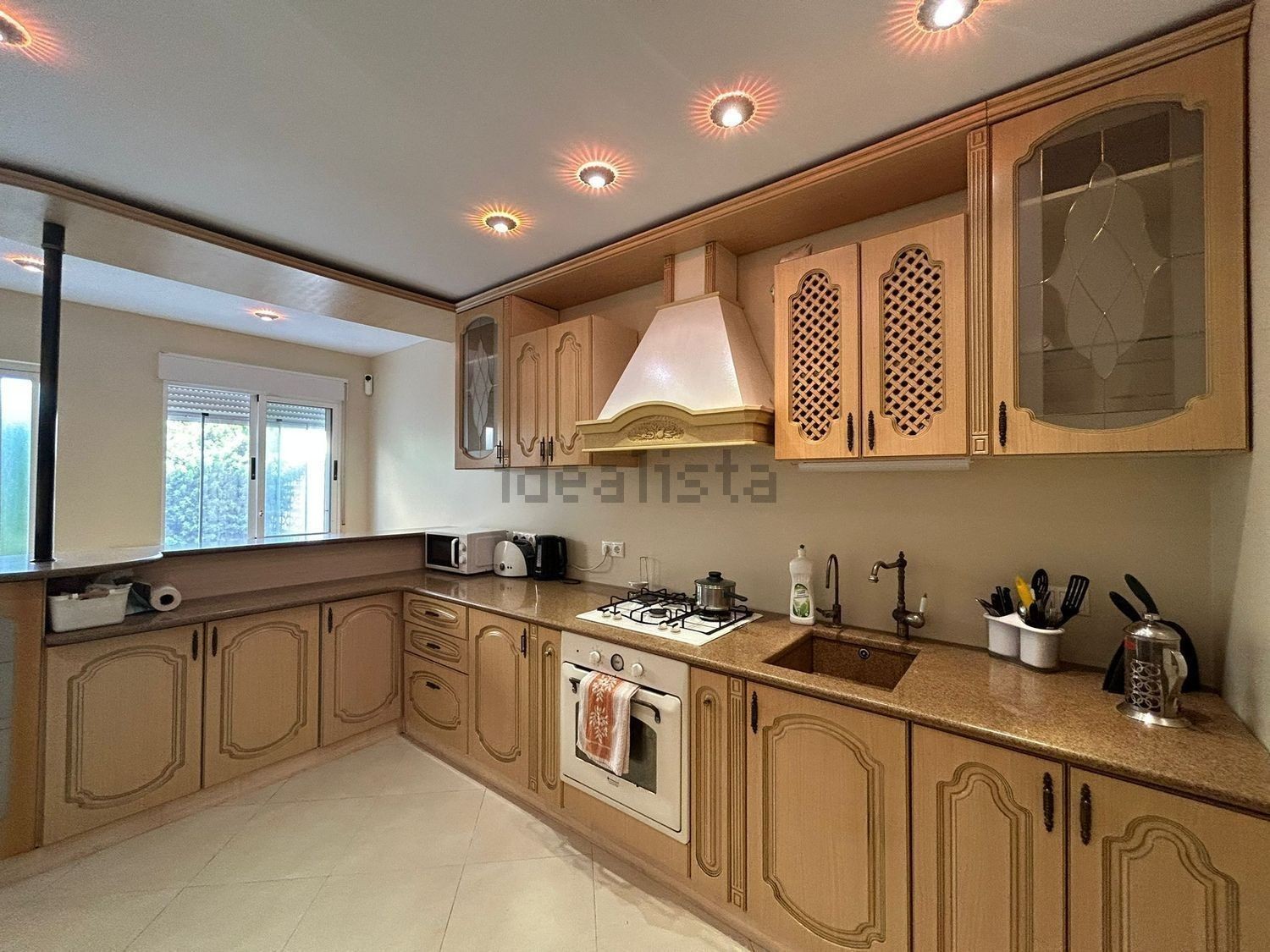 Villa à Guardamar del Segura, Alicante, Espagne 5 chambres, 216 m2 No. 196333