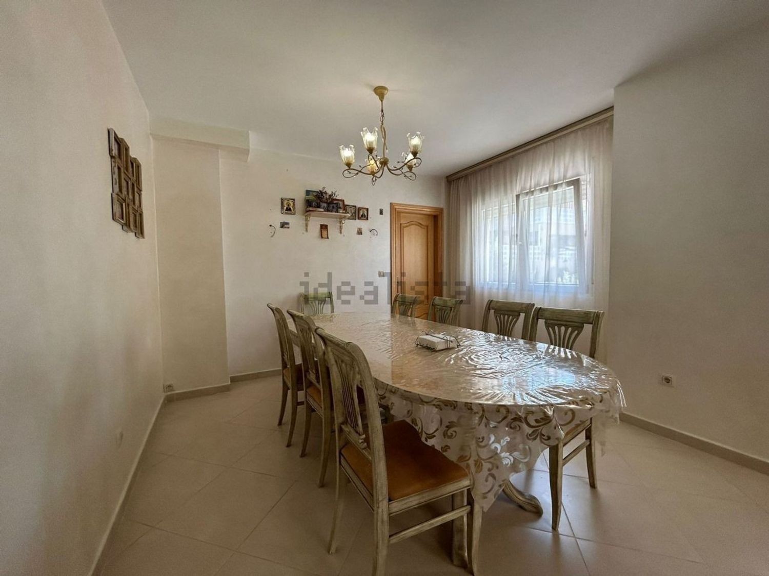 Villa à Guardamar del Segura, Alicante, Espagne 5 chambres, 216 m2 No. 196333