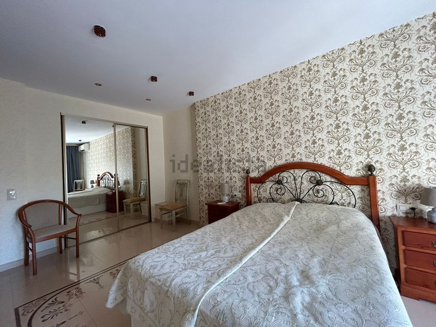 Villa à Guardamar del Segura, Alicante, Espagne 5 chambres, 216 m2 No. 196333