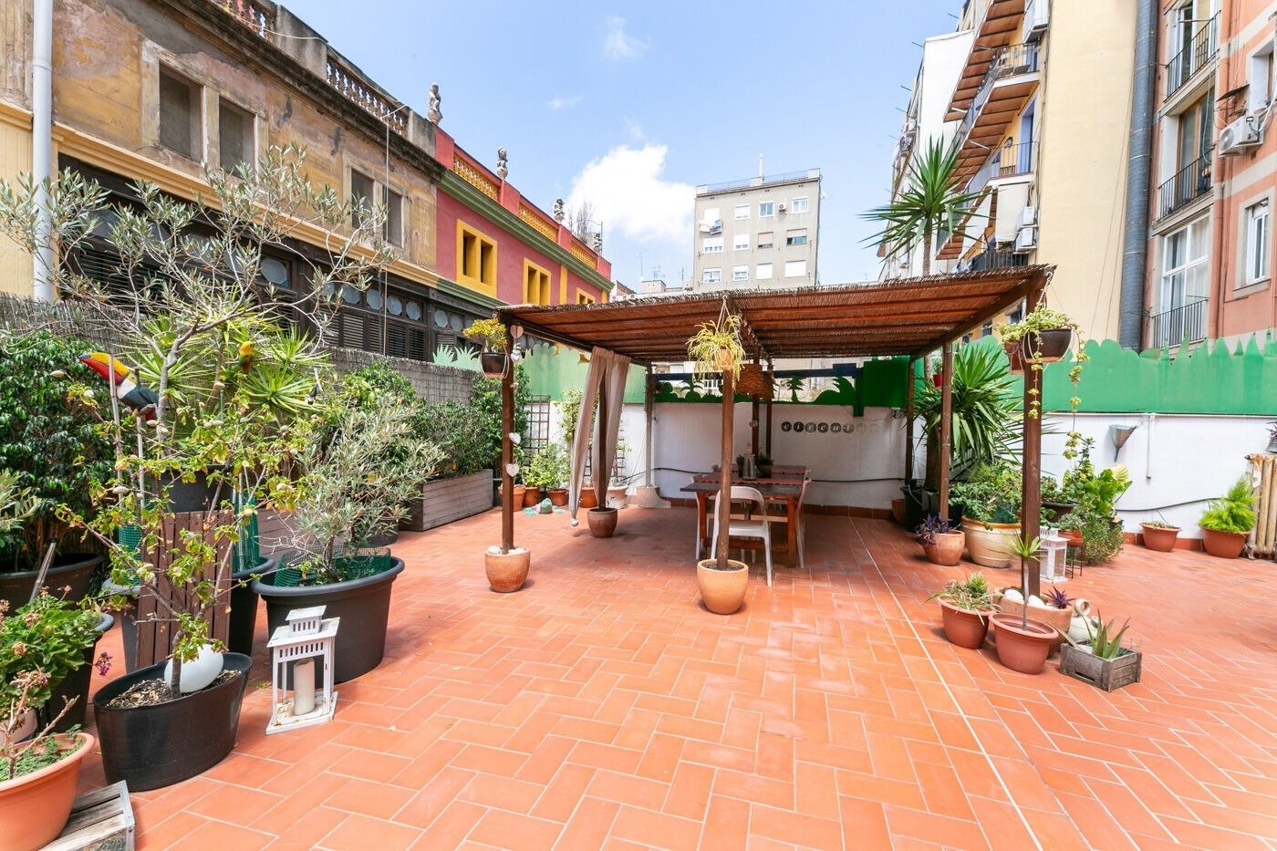 Квартира в Барселона, Испания 7 спален,  №140962