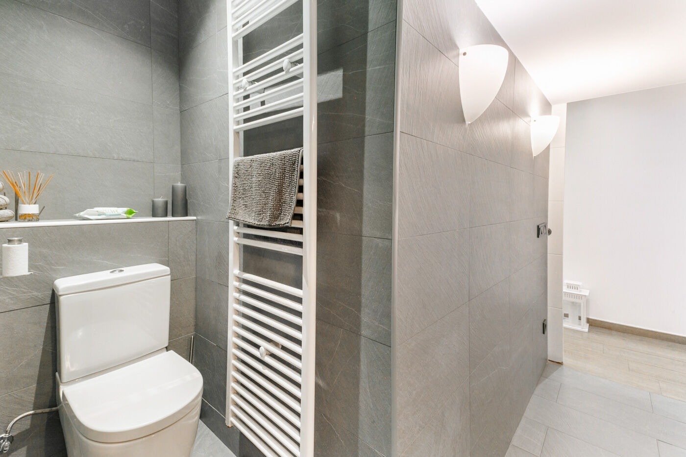 Квартира в Барселона, Испания 7 спален,  №140962