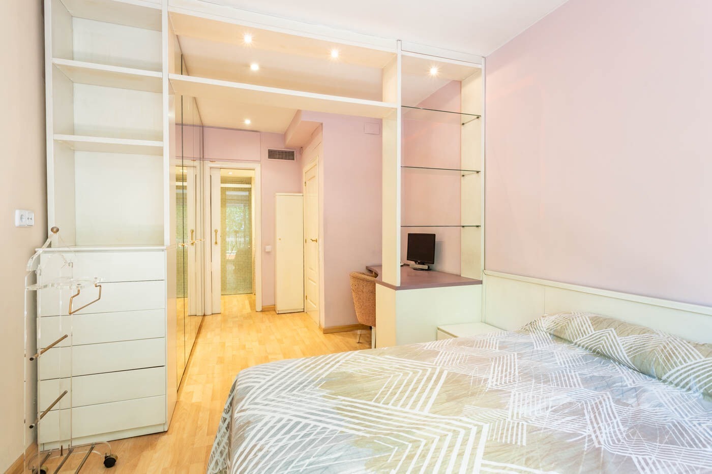 Dzīvoklis Barcelona, Spānijā 4 istabas, 140 m2 Nr. 140961