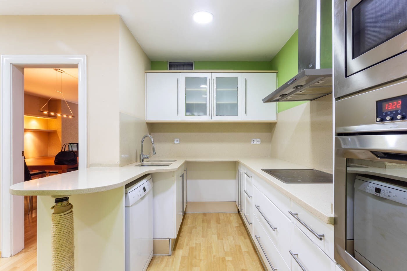 Dzīvoklis Barcelona, Spānijā 4 istabas, 140 m2 Nr. 140961