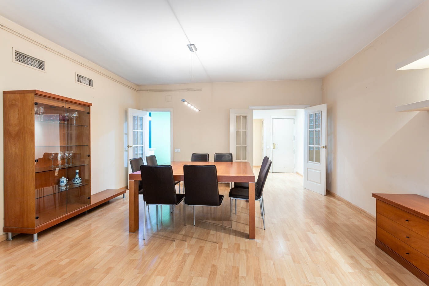 Dzīvoklis Barcelona, Spānijā 4 istabas, 140 m2 Nr. 140961