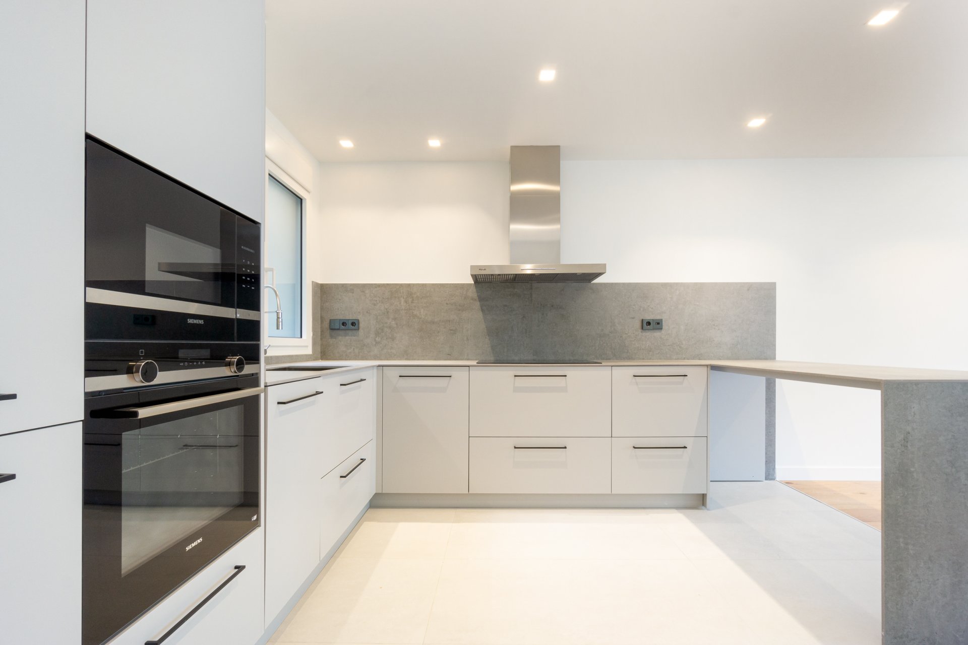 Apartment in Barcelona, Spain No. 140964