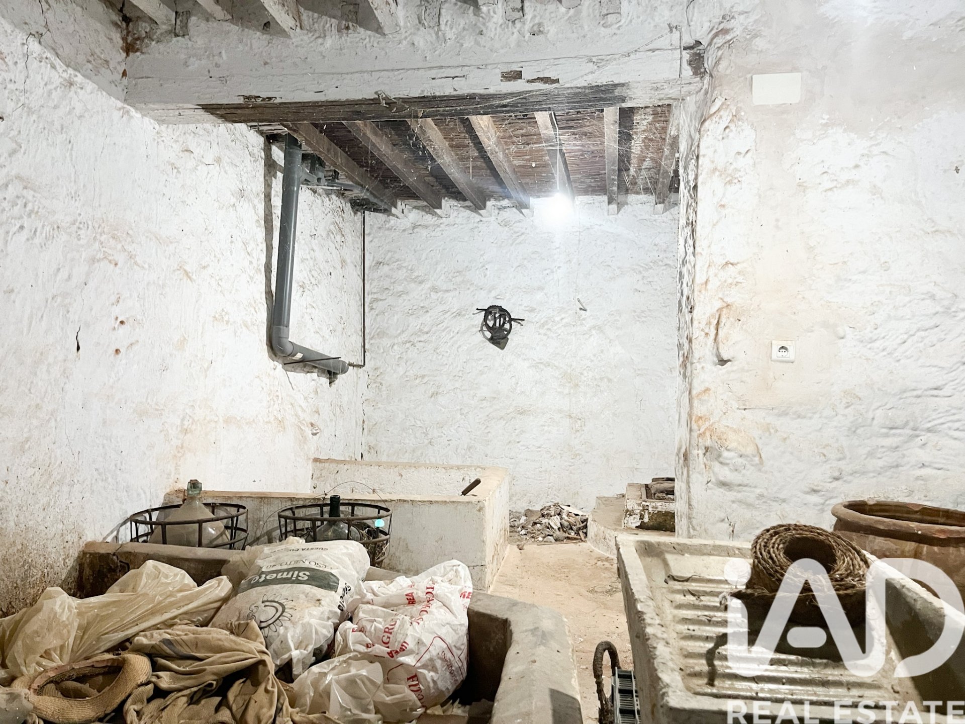 Hus i Casabermeja, Malaga, Spanien 5 sovrum, 500 kvm. Nr. 152826